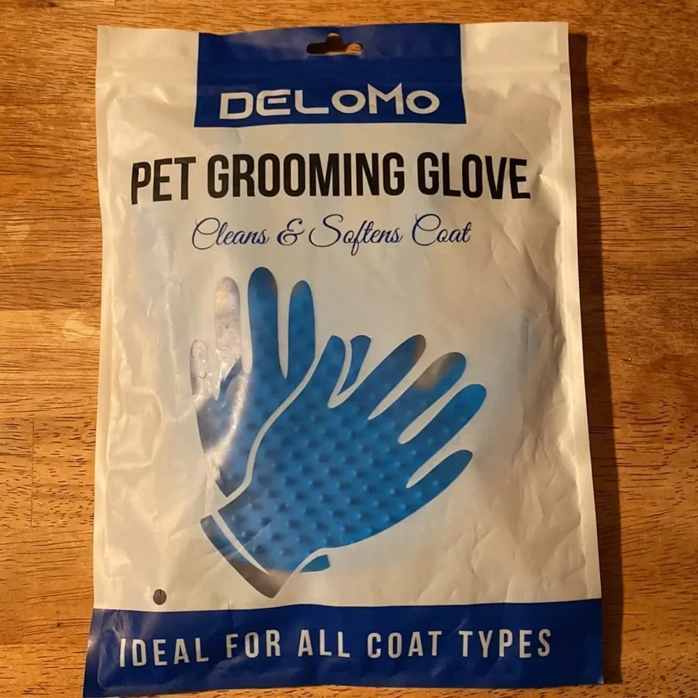 Pet Grooming Glove